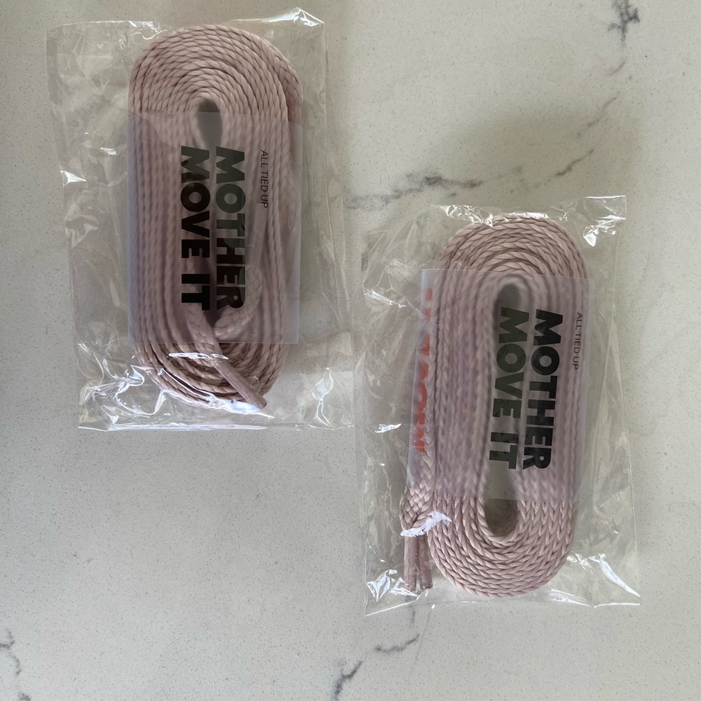 MOTHER Pink Ribbon-Style Shoelaces Accessories
